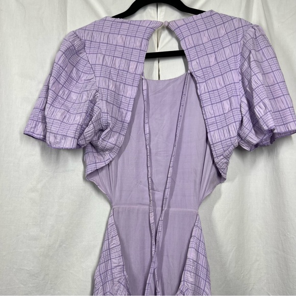 Showpo lilac check textured cutout maxi dress Akara open back - Picture 7 of 13
